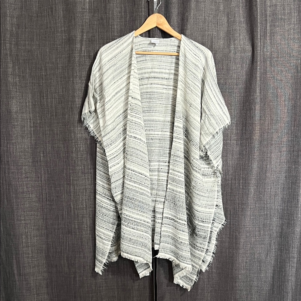 Sonoma kimono duster gray and white raw hem one size